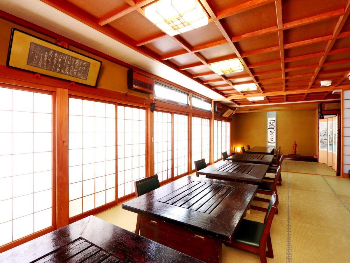 富山県 よしのや旅館 Nanto Zewnętrze zdjęcie